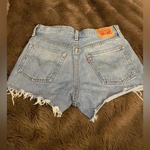 Levi’s Denim High Waist Jean Shorts Size 8